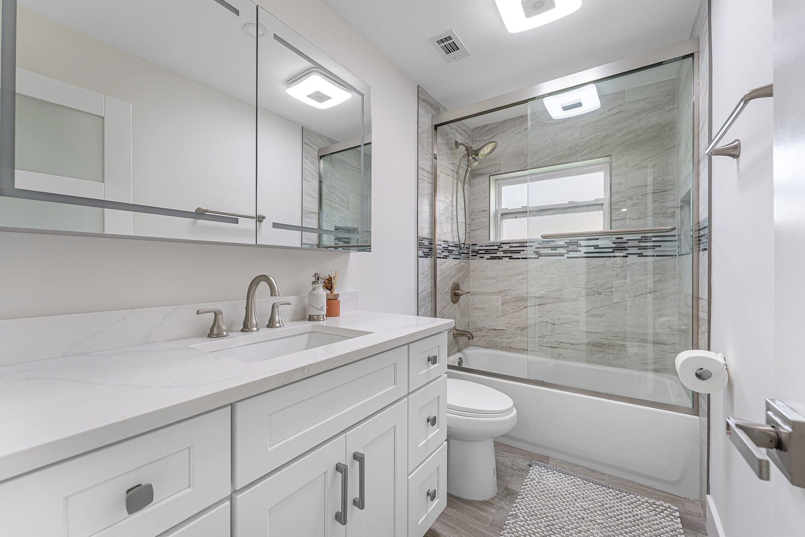 14598 SUNNY WATERS Lane — photo 9