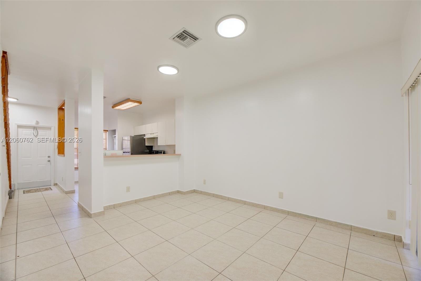 728 SW 122nd Avenue — photo 7