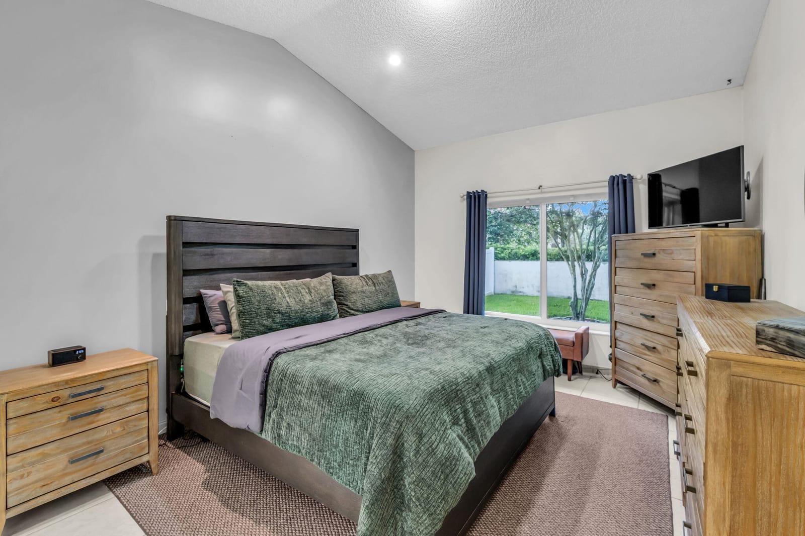 13421 SW 17TH Court — photo 8