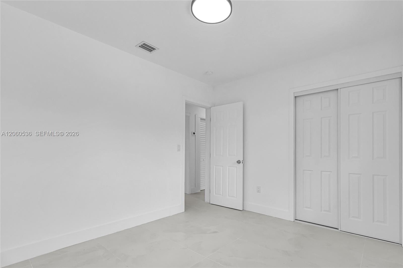 30 NE 193rd Terrace, Miami, FL 33179 photo 15