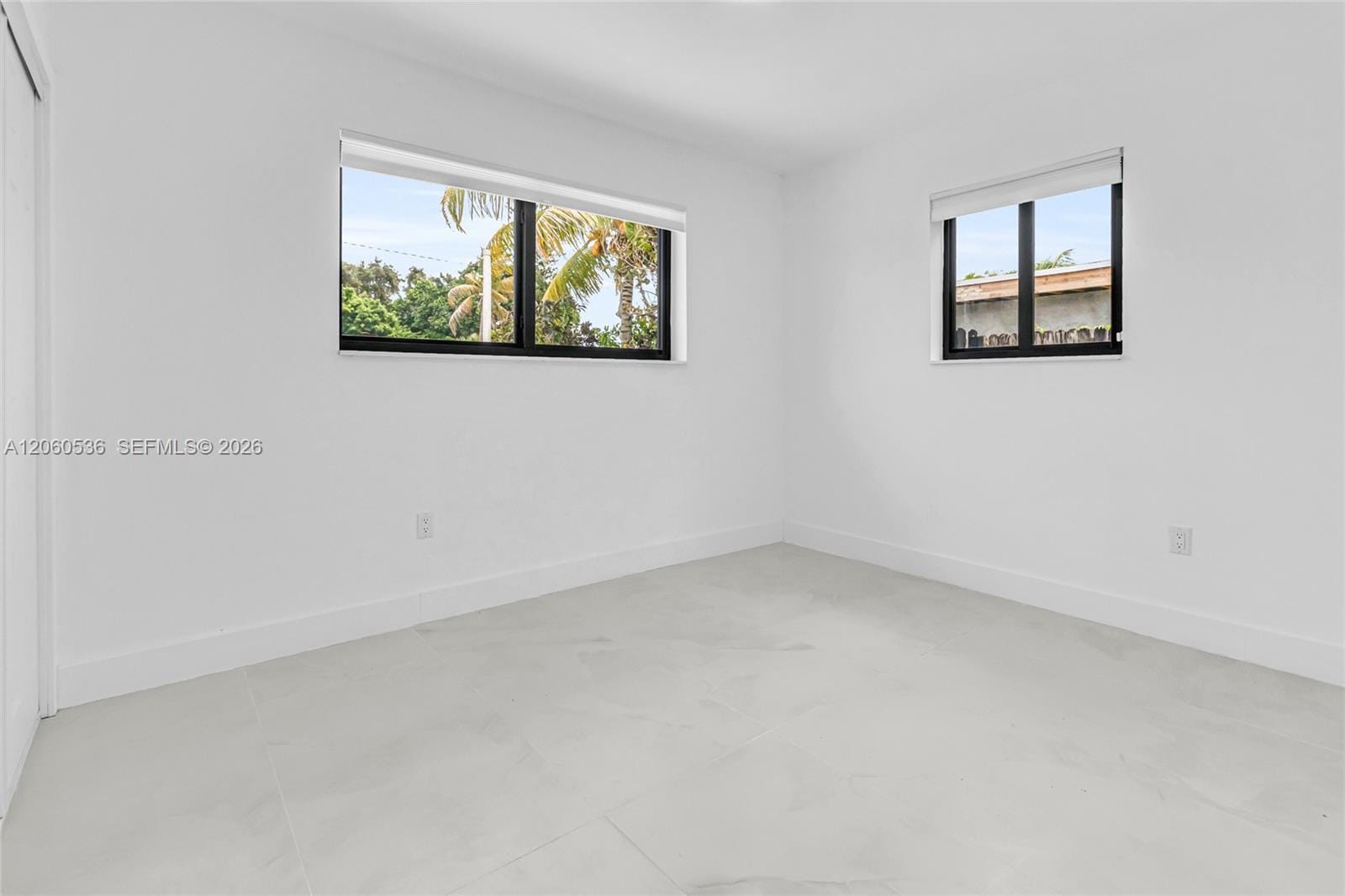 30 NE 193rd Terrace, Miami, FL 33179 photo 16