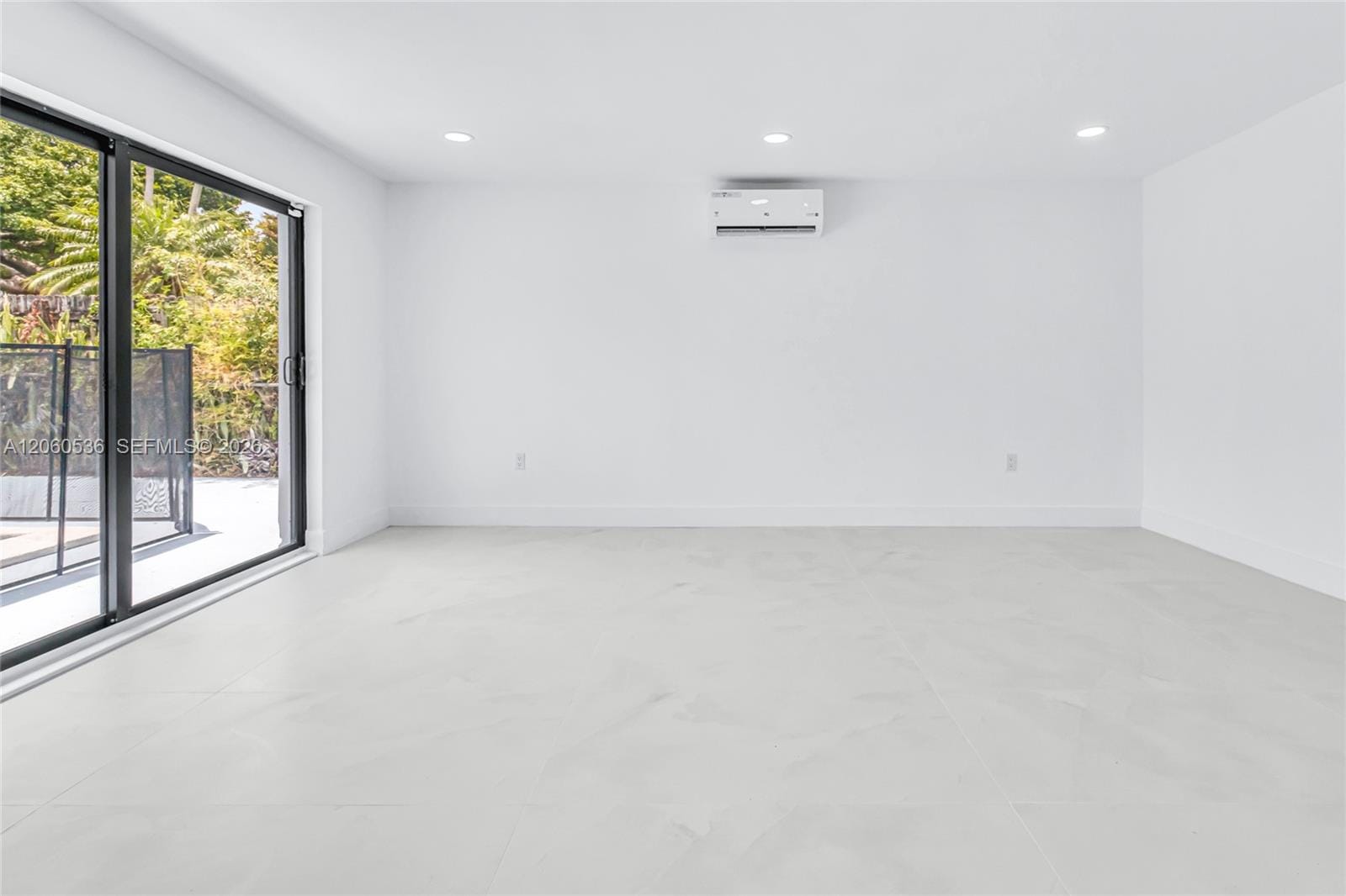 30 NE 193rd Terrace, Miami, FL 33179 photo 27