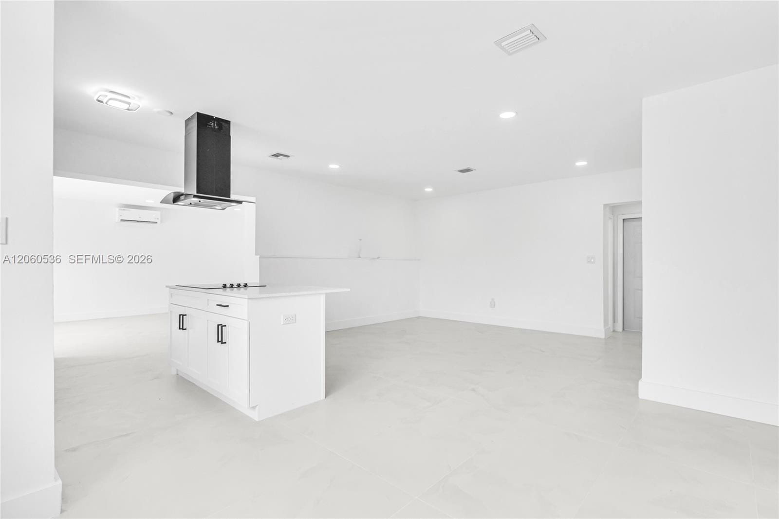 30 NE 193rd Terrace, Miami, FL 33179 photo 10