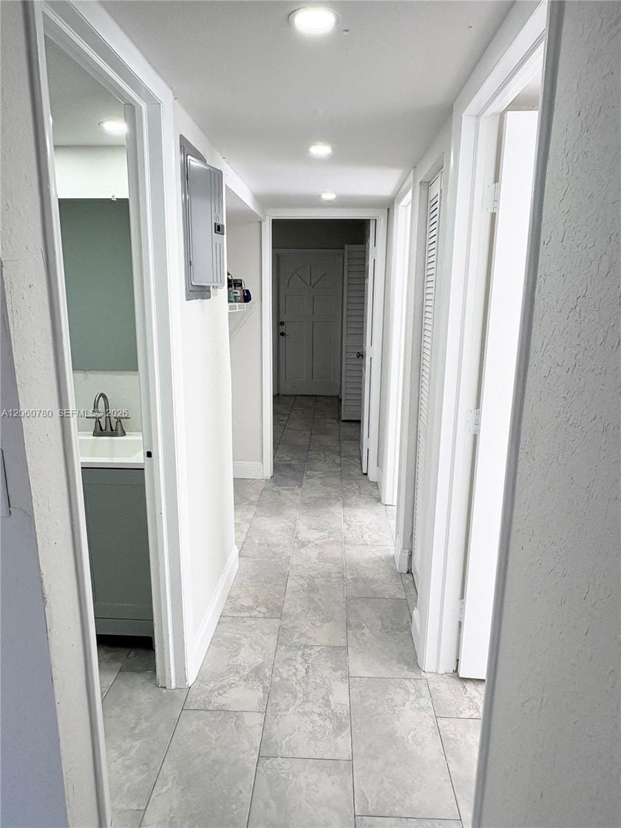 4119 Woodside Drive 2 — photo 3
