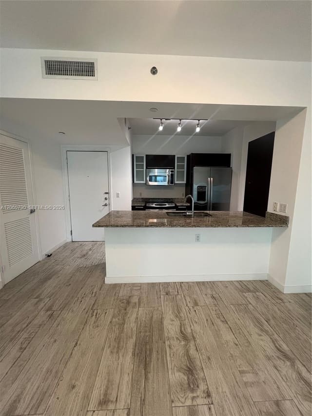 951 Brickell Avenue 2403, Miami, FL 33131
