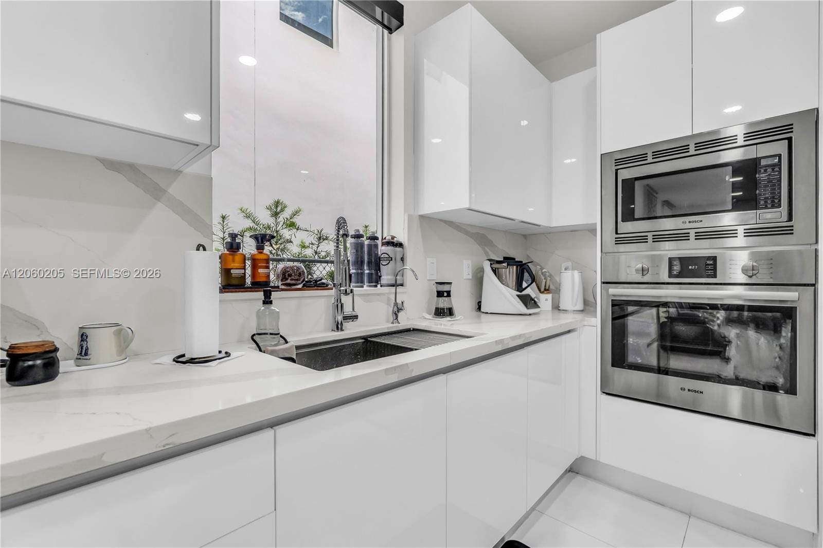 9730 NW 74th Terrace, Doral, FL 33178 photo 8