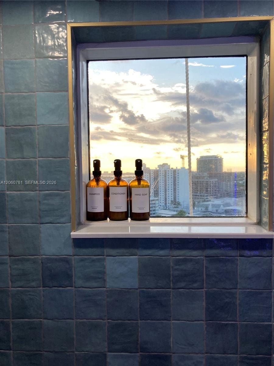 6767 Collins Avenue 1701 — photo 7