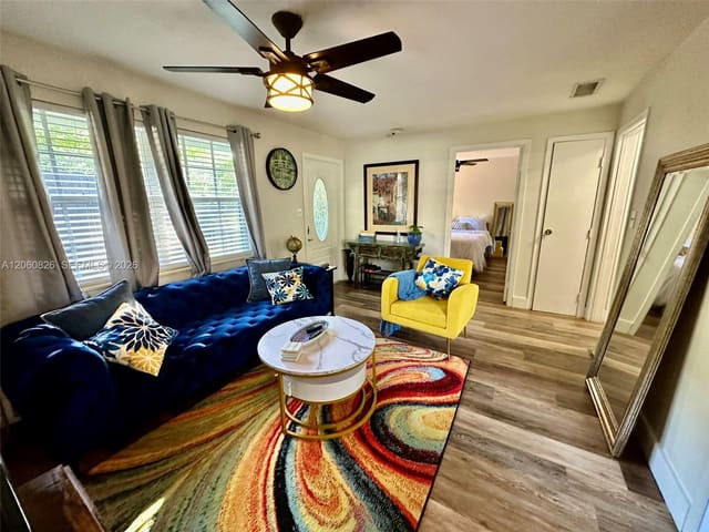 1710 NE 5th Court 1712, Fort Lauderdale, FL 33301