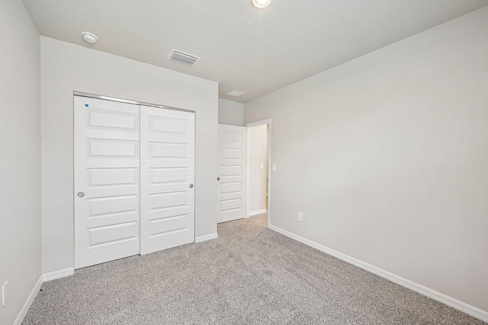5437 Hampton Park Circle, Vero Beach, FL 32966 photo 18