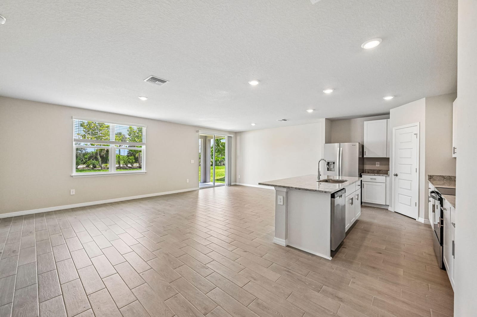 5437 Hampton Park Circle — photo 6