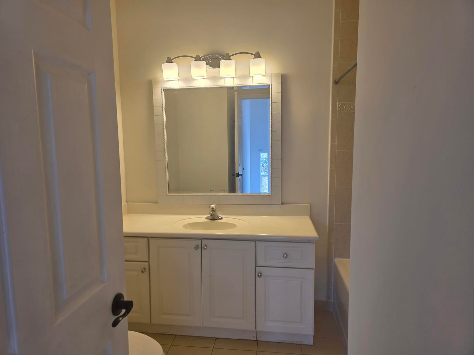 2319 MARINER Court 2706 — photo 9