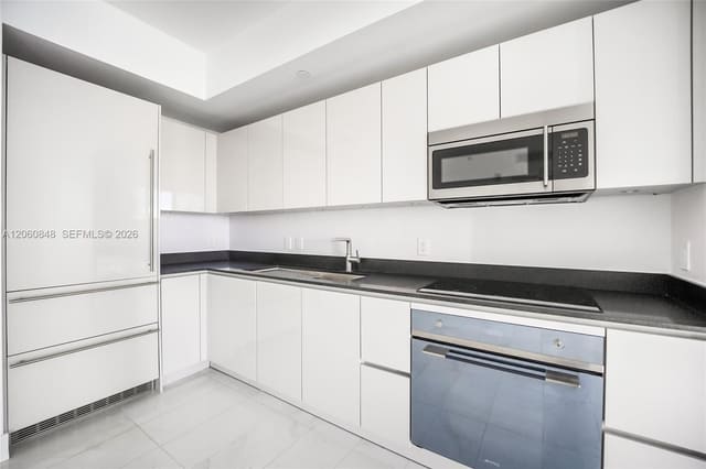 1010 Brickell Avenue 2708, Miami, FL 33131