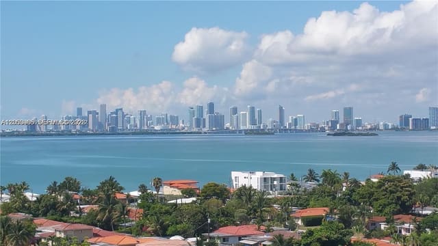 7901 Hispanola Avenue 1012, North Bay Village, FL 33141