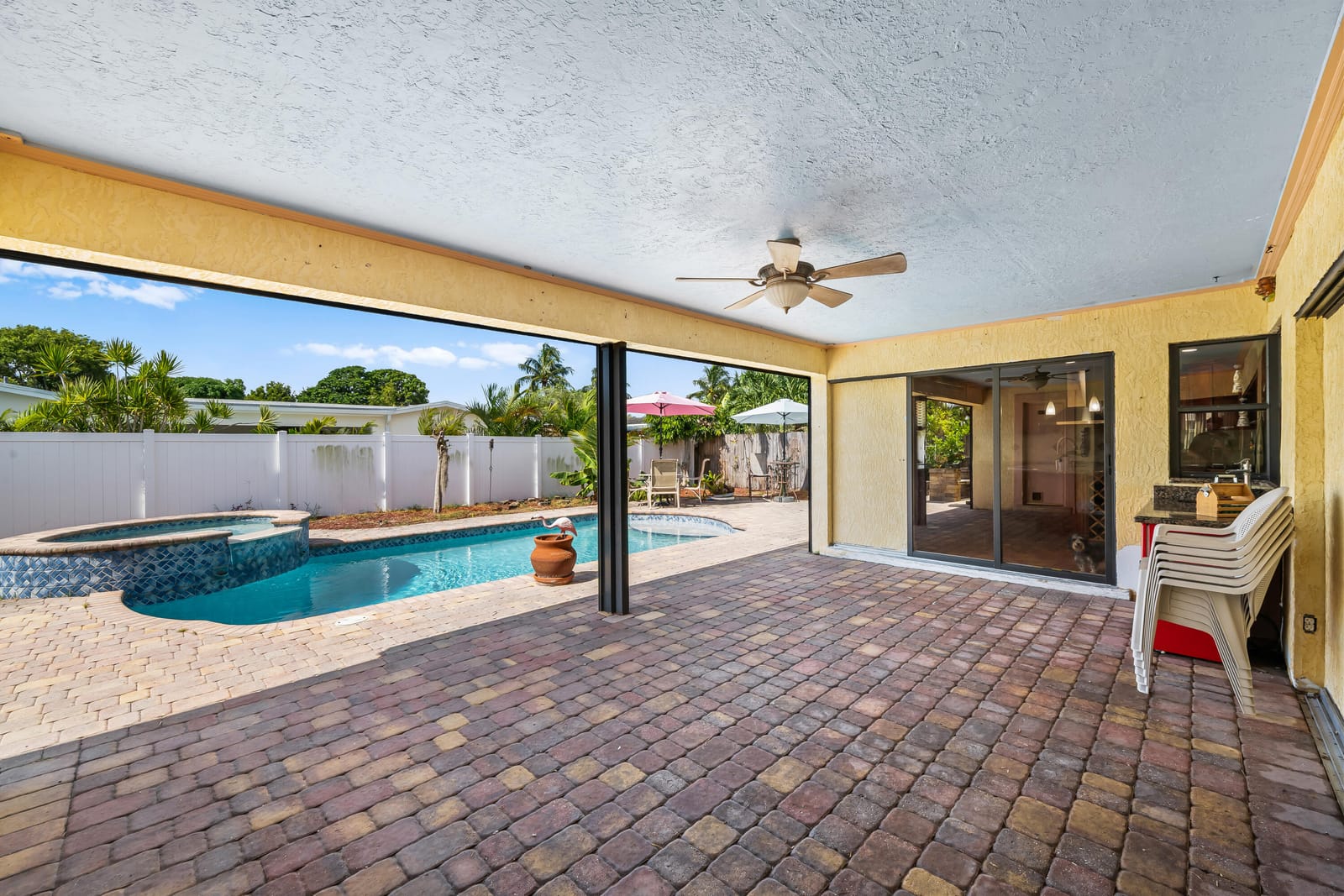 7970 NW 1ST Court, Margate, FL 33063 photo 14