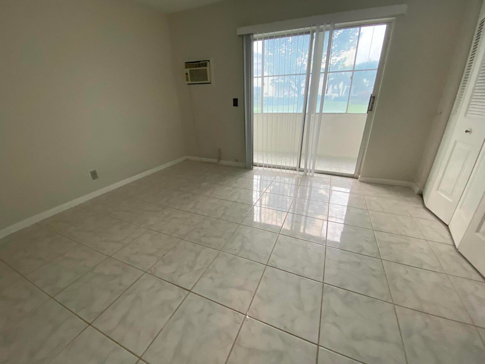 152 CAMDEN G — photo 3