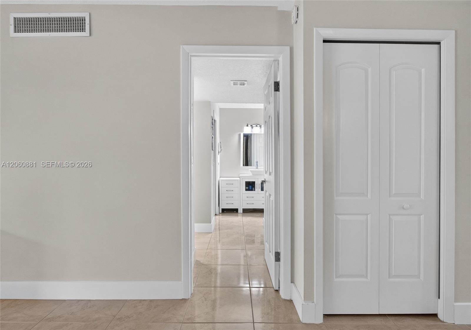 205 Lakeview Drive 103 — photo 5
