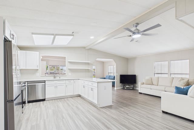 7831 SE Shenandoah Drive, Hobe Sound, FL 33455