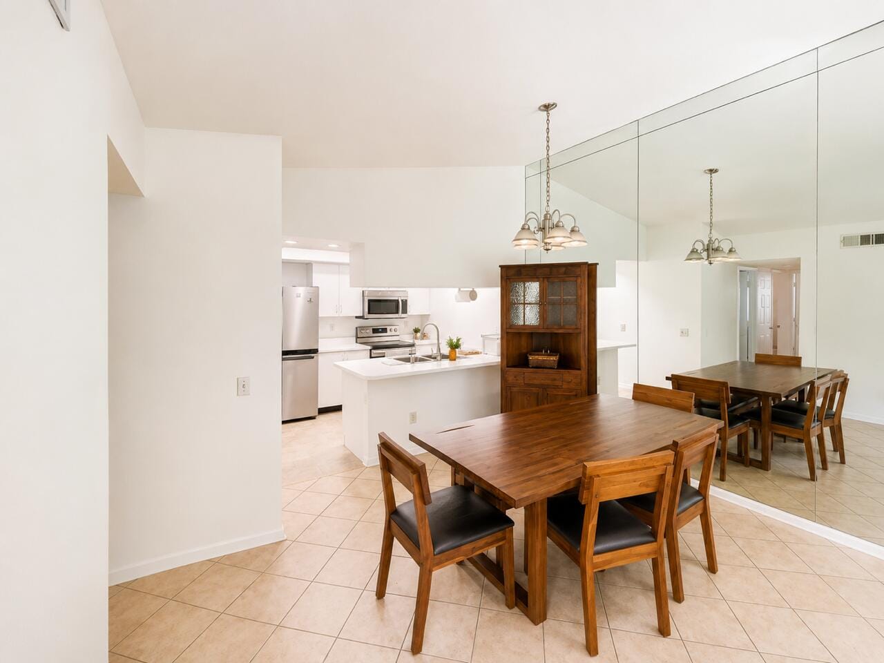125 WATERSIDE Drive 125 — photo 9