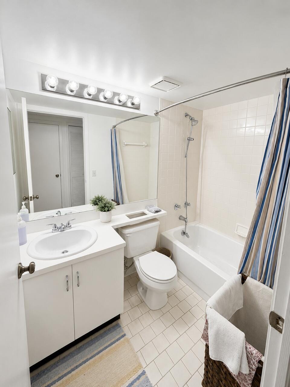 125 WATERSIDE Drive 125 — photo 5