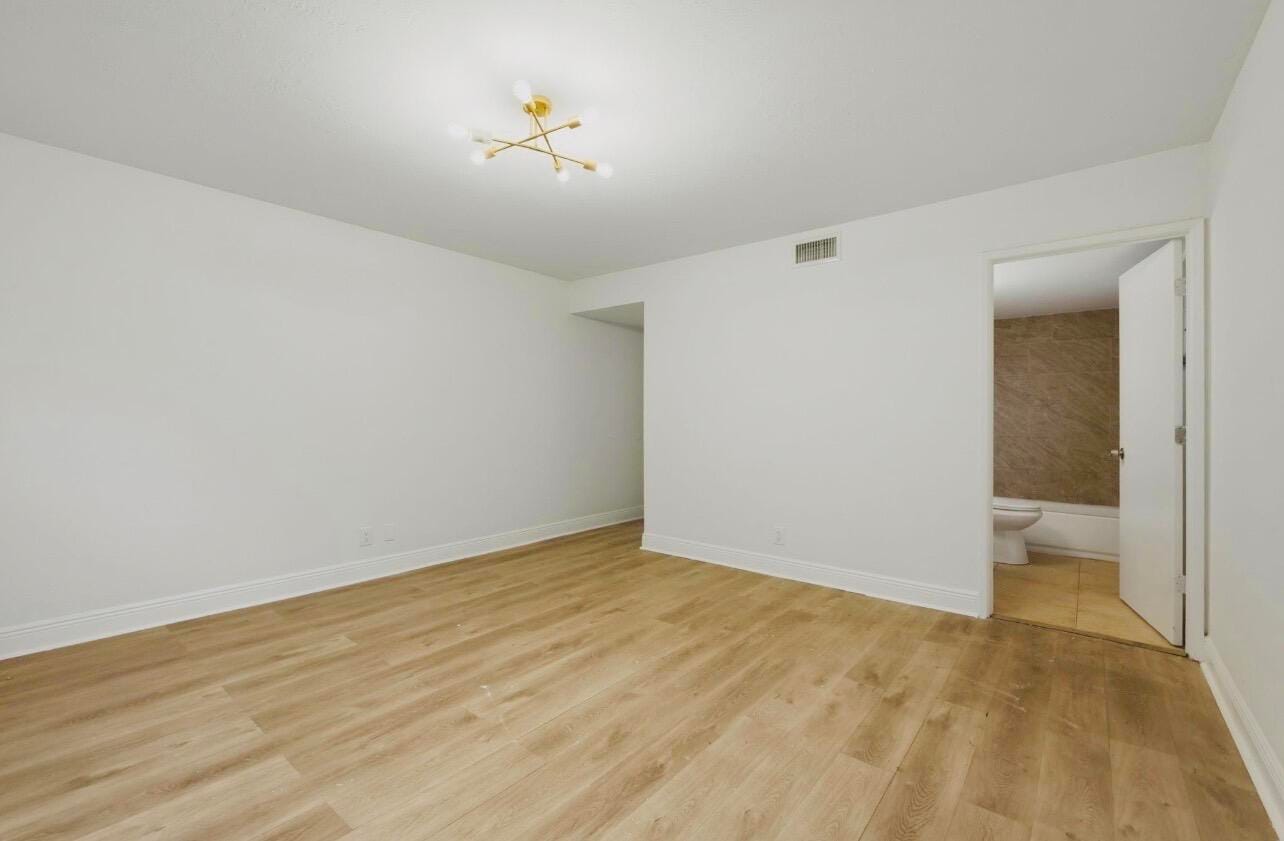 1581 Windorah Way B — photo 3