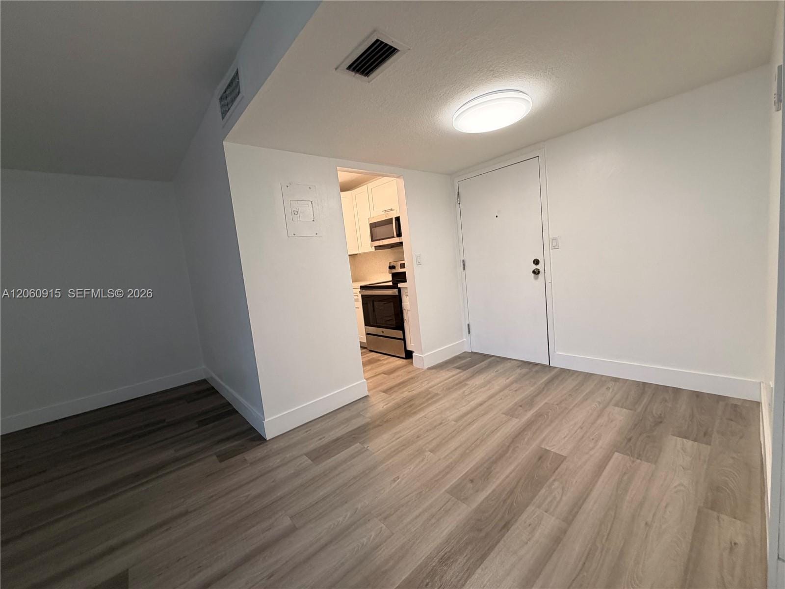 5050 NW 7th Street 511, Miami, FL 33126 photo 16