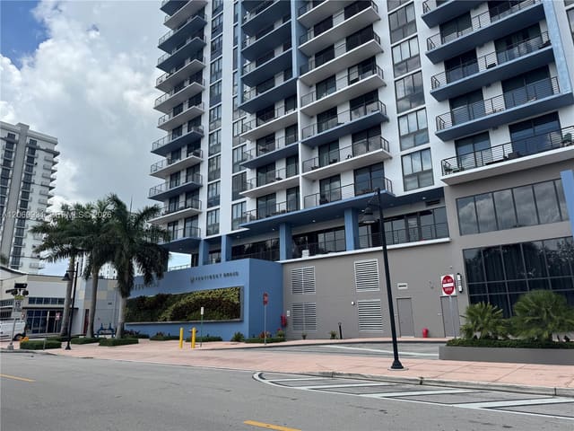 5350 NW 84th Avenue 1706, Doral, FL 33166