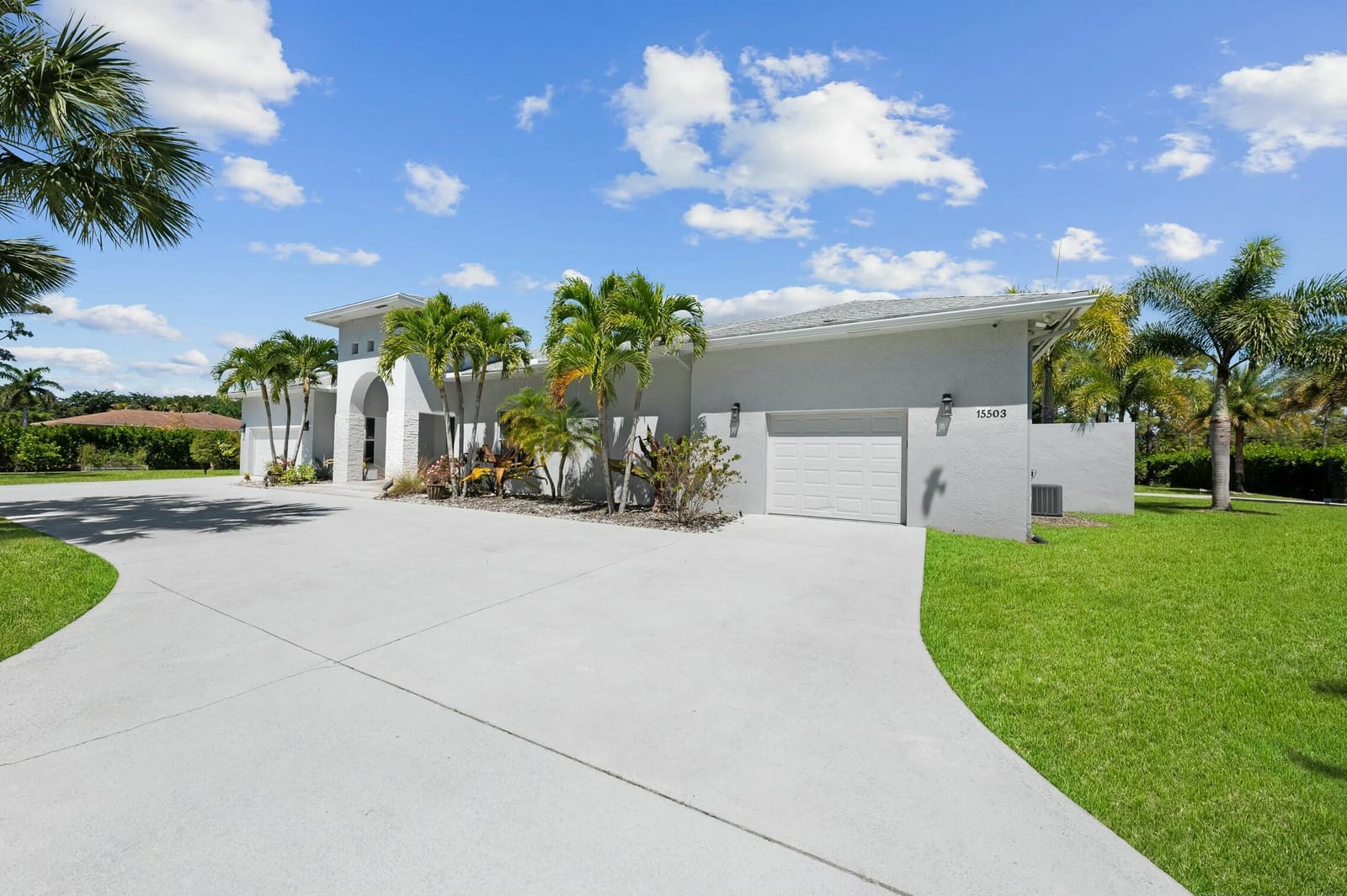 15503 Temple Boulevard — photo 4