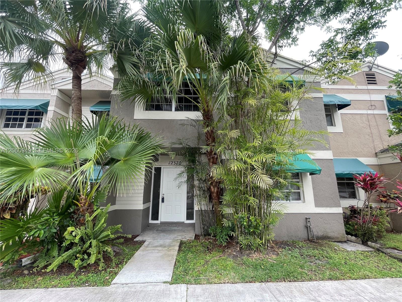 12370 SW 52nd Place, Cooper City, FL 33330 photo 2