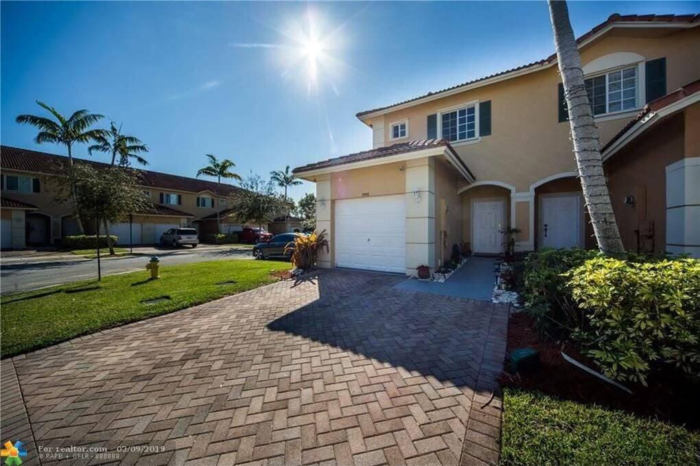 5500 MONTE CARLO Lane, Margate, FL 33068 photo 1