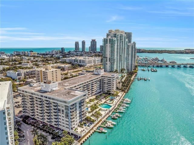 800 West Avenue 632, Miami Beach, FL 33139