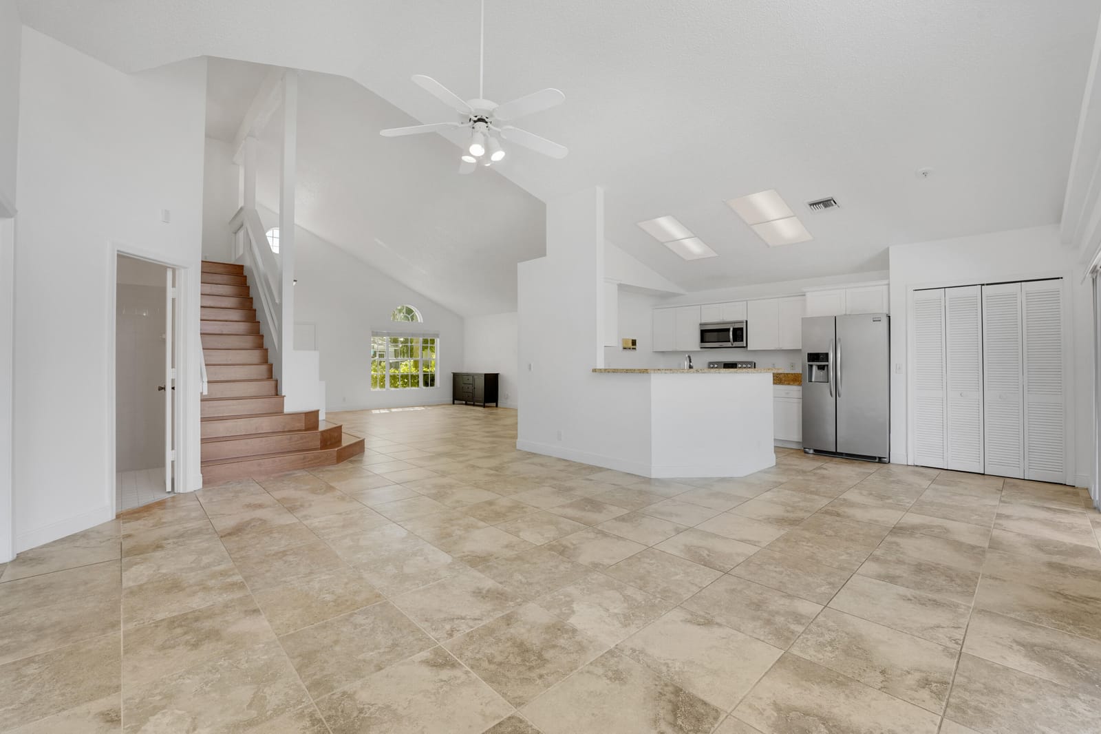 4355 LEICESTER Court, West Palm Beach, FL 33409 photo 6