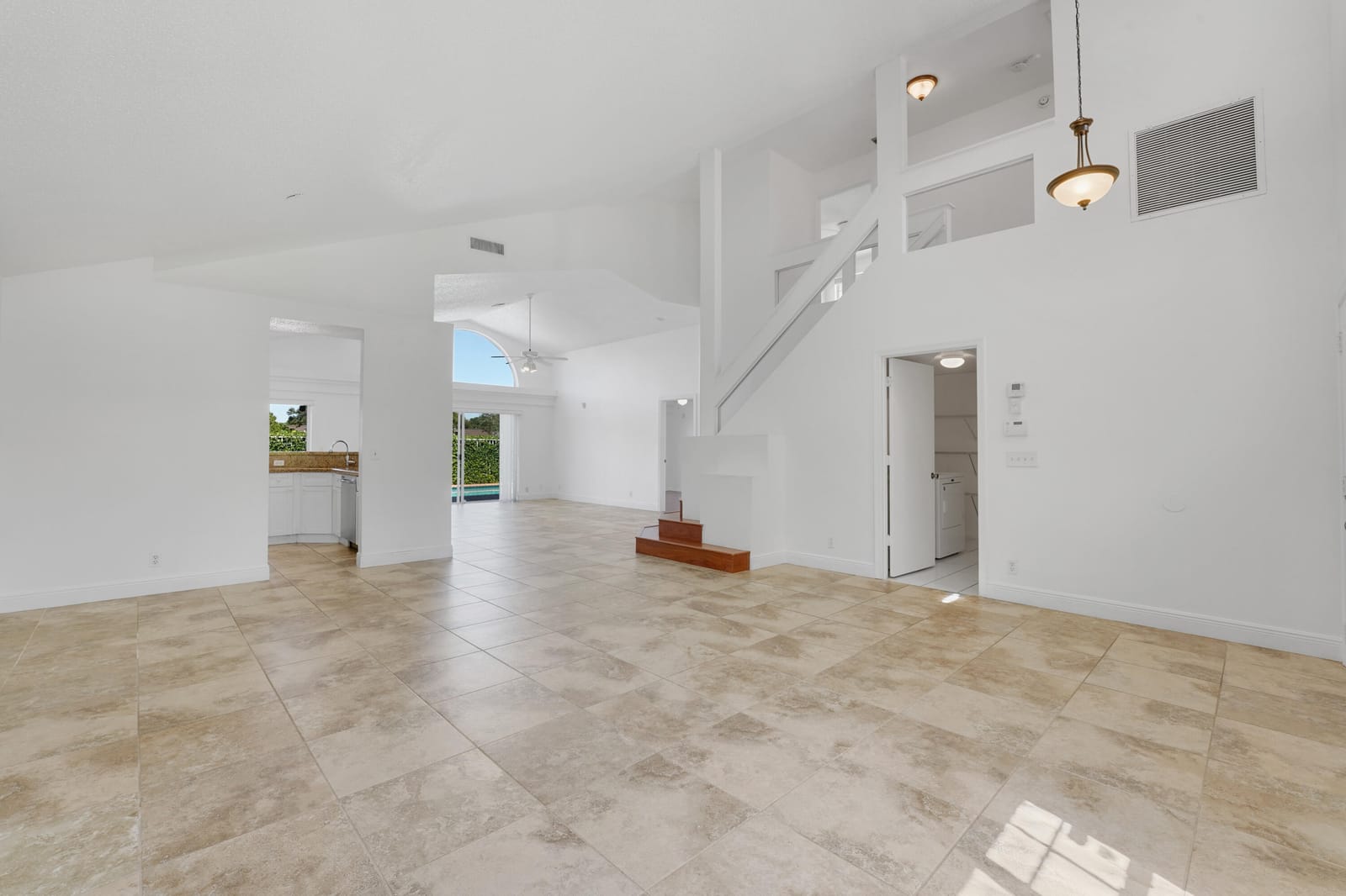 4355 LEICESTER Court, West Palm Beach, FL 33409 photo 7