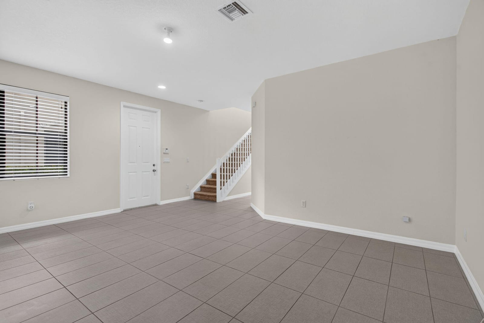 1023 NW 33RD Court — photo 6