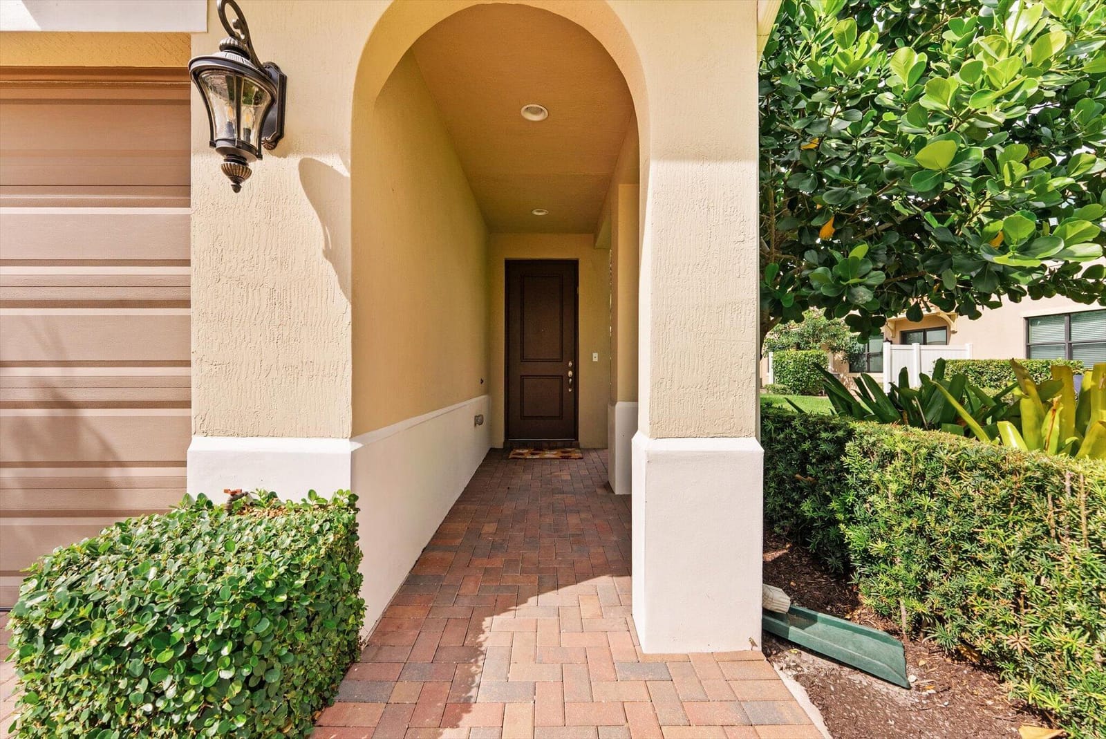 9451 KINLEY Place — photo 4
