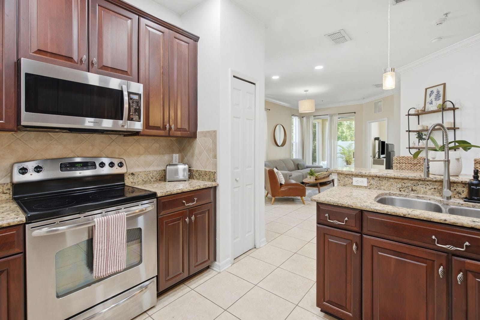 8001 Enchantment Drive 1001 — photo 8