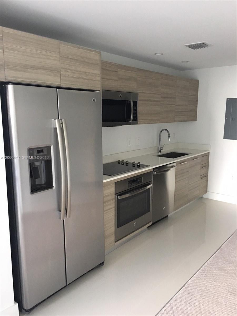 121 NE 34th Street 914, Miami, FL 33137 photo 3