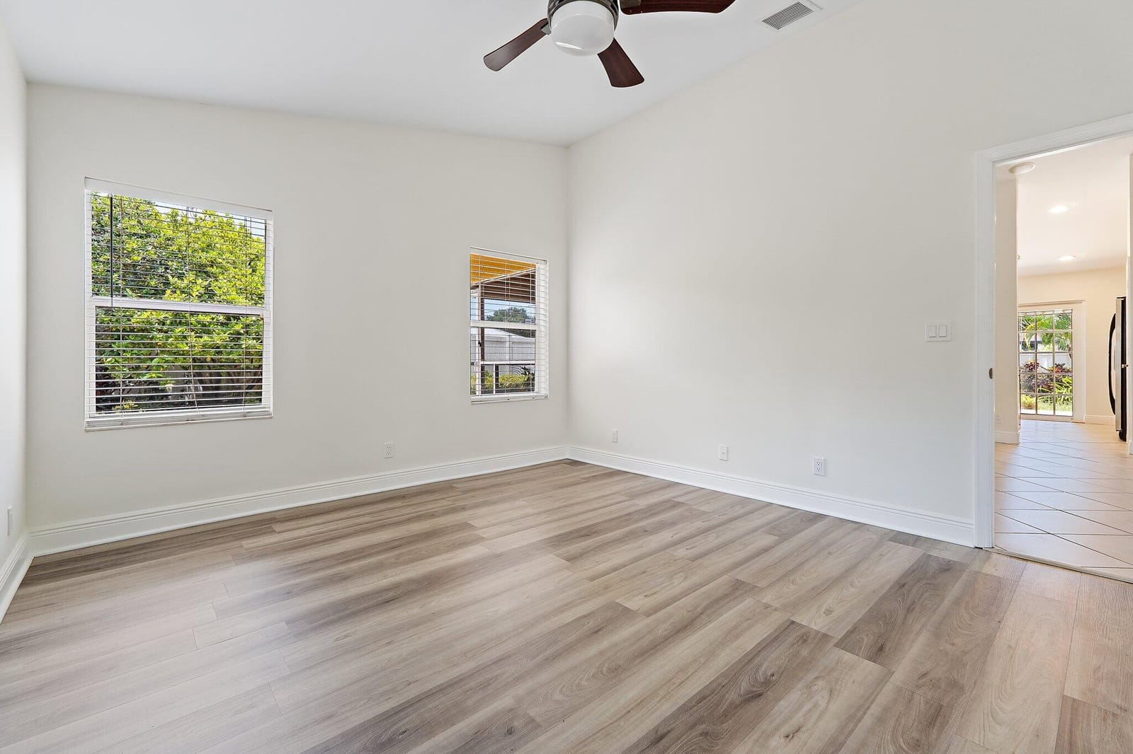 6189 Adams Street, Jupiter, FL 33458 photo 4