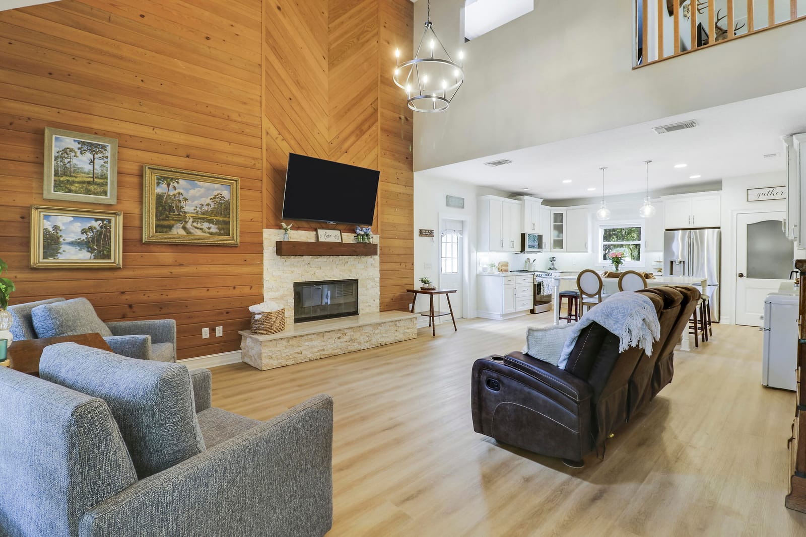 10635 Pine Needle Drive — photo 8