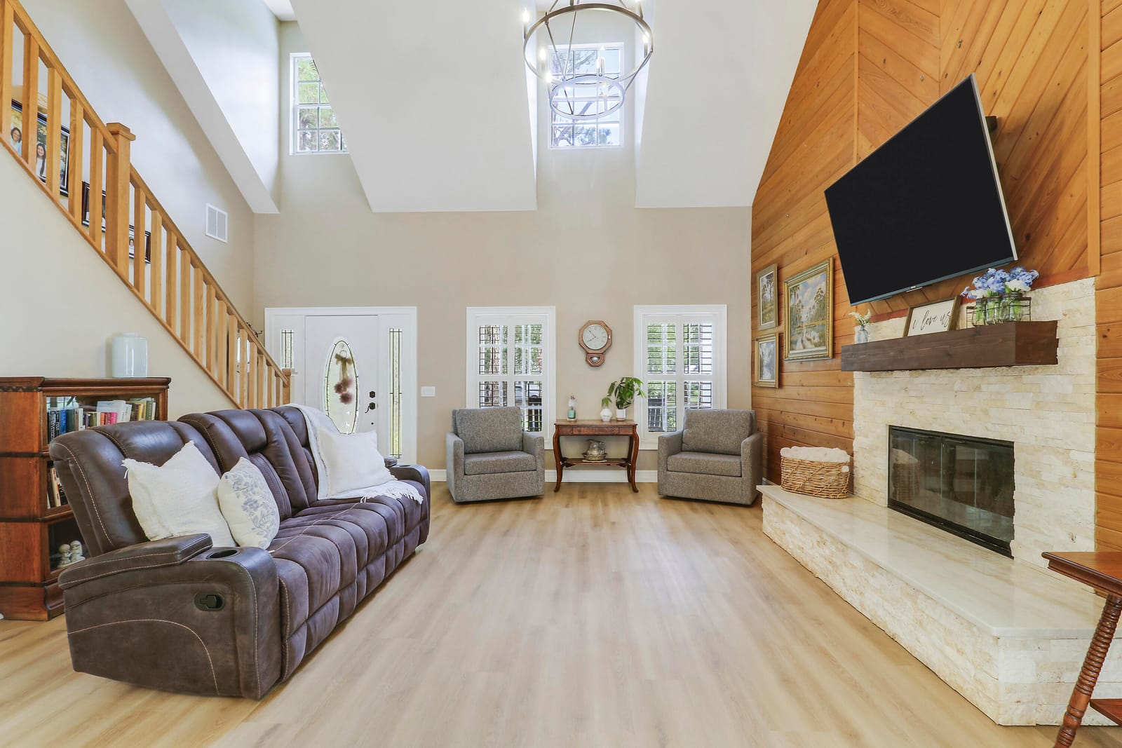 10635 Pine Needle Drive — photo 9