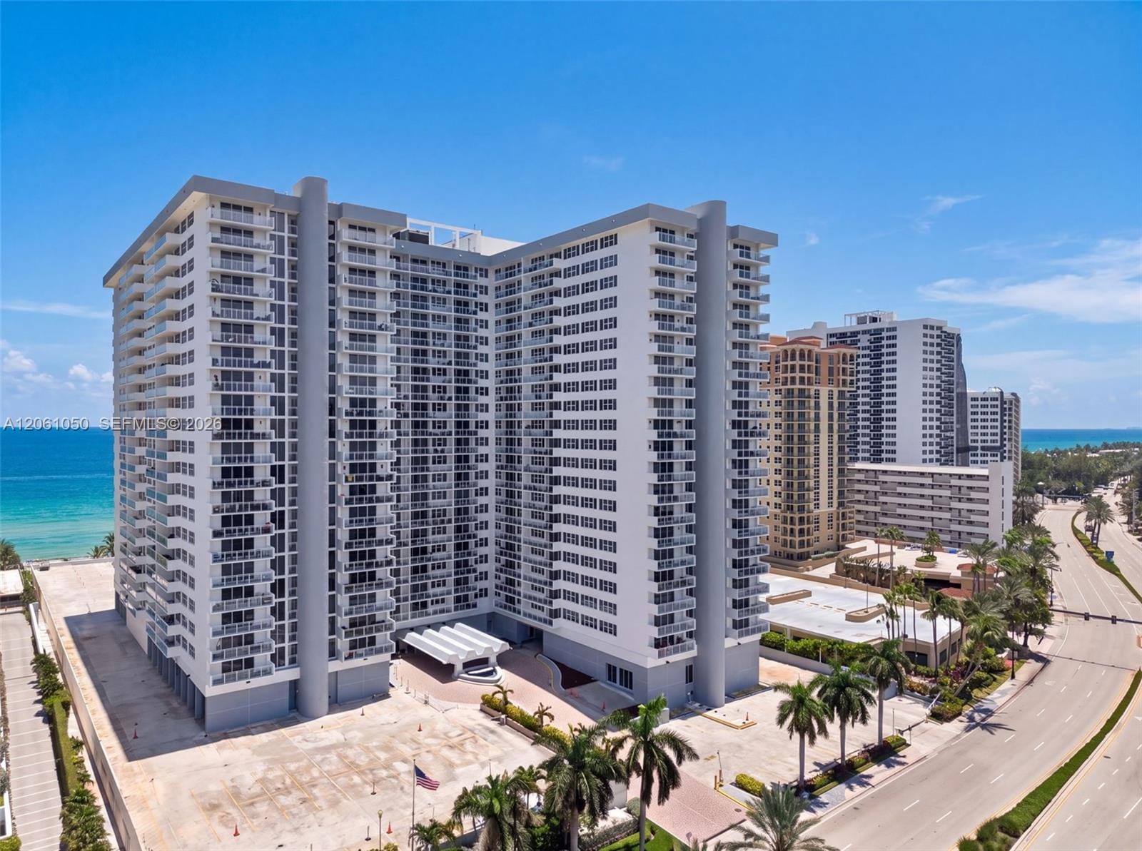 2030 S Ocean Drive 723 — photo 6