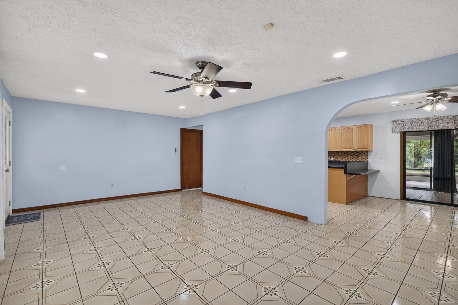 2231 SE Glover Street — photo 7