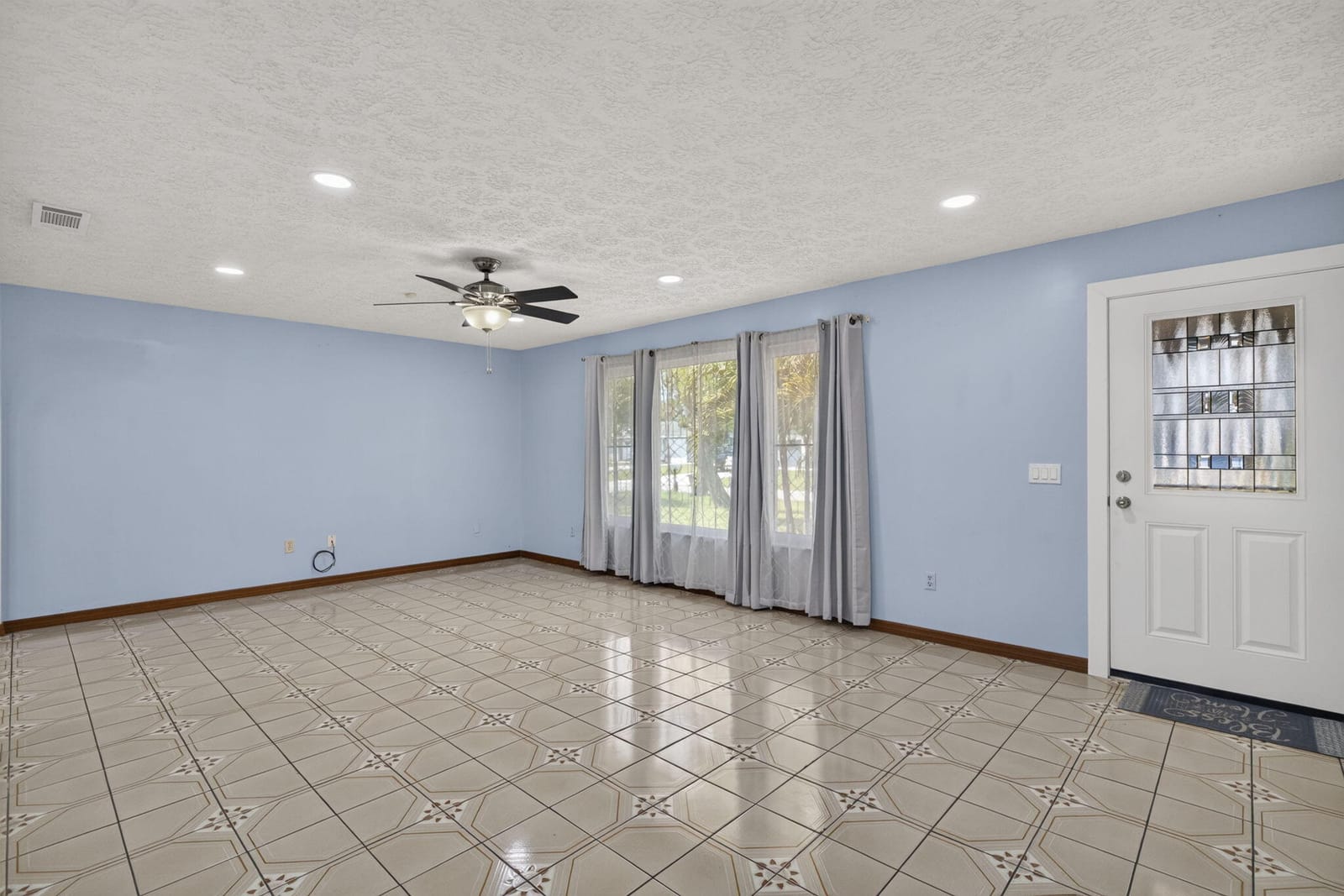2231 SE Glover Street — photo 8