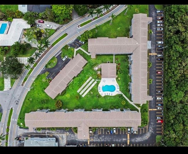 700 Layne Boulevard 306, sold in Golden Isles Condo Apts, Hallandale Beach, FL