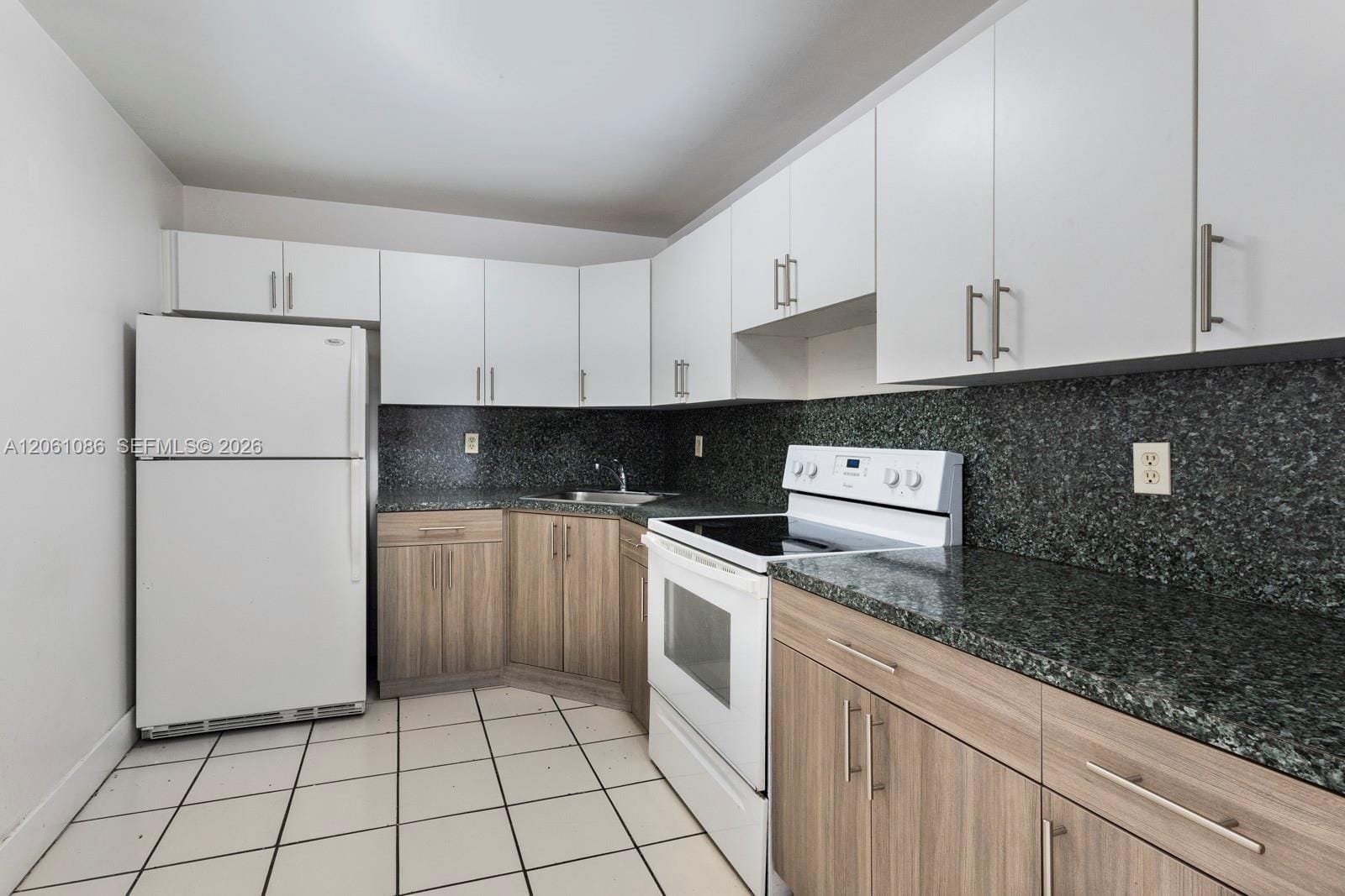 6305 W 22nd Court, Hialeah, FL 33016 photo 29