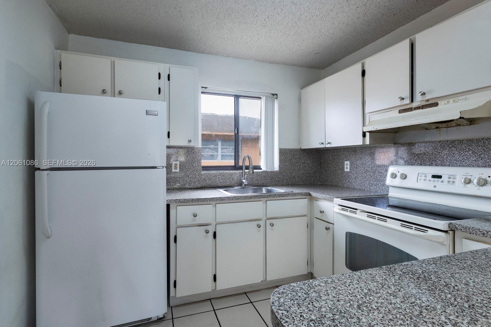 6305 W 22nd Court, Hialeah, FL 33016 photo 7