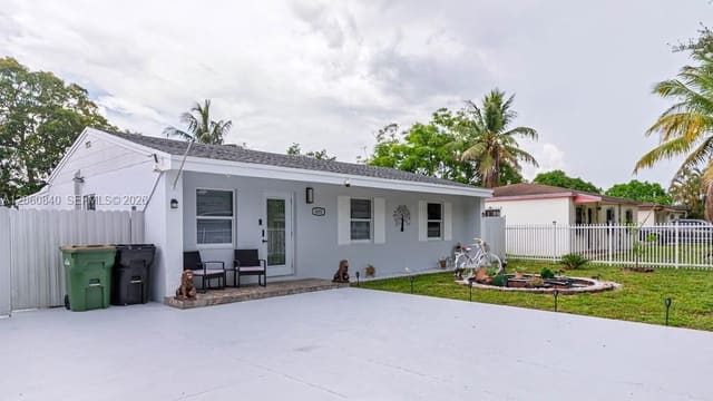 1655 NW 124th Street, Park Ridge, North Miami, FL