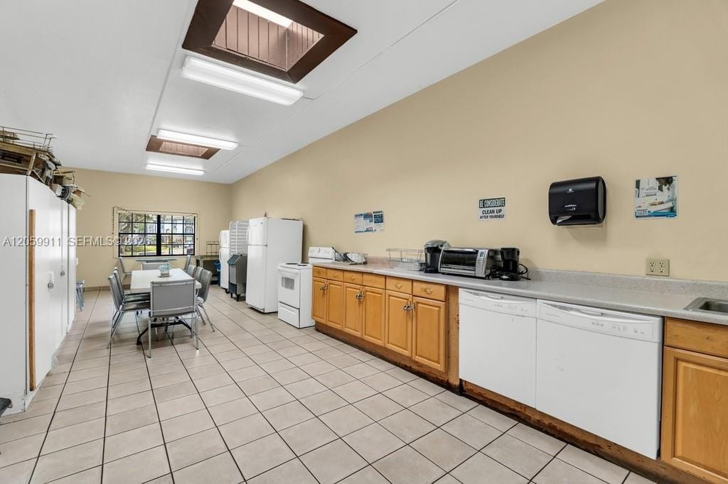 3650 Inverrary Drive 3A, Lauderhill, FL 33319 photo 22