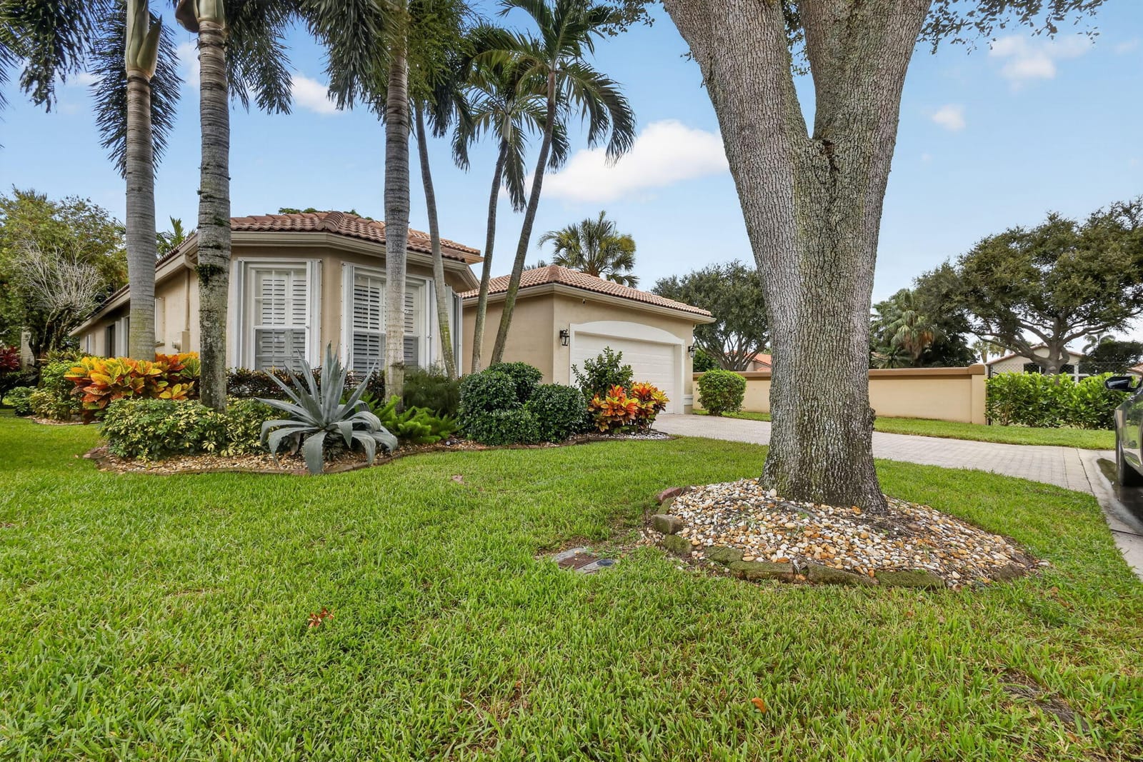 6511 MALTA Drive — photo 2