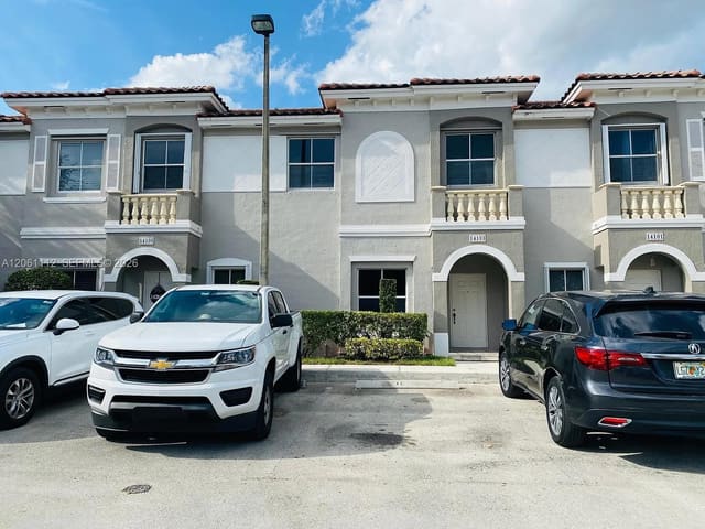 14103 SW 49th Street 12, Miramar, FL 33027