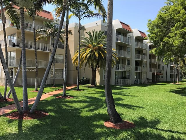 13100 SW 92nd Avenue A316, Miami, FL 33176